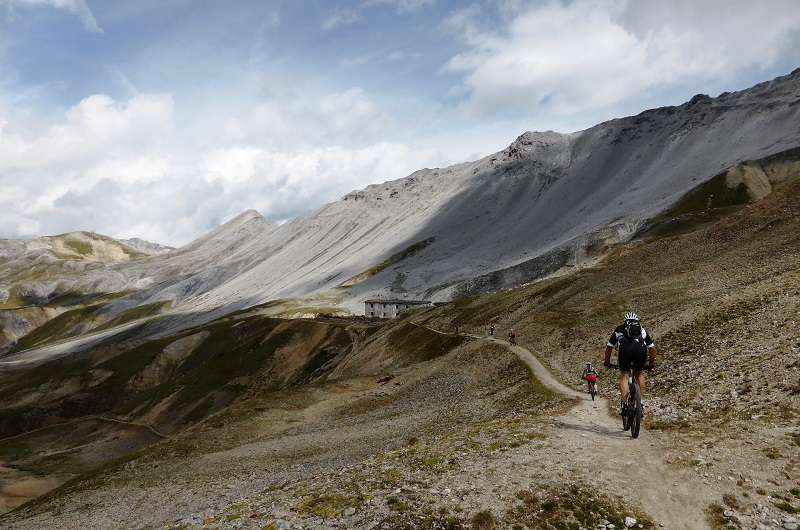 Mountainbikes, die gut sind für berghoch und bergab.